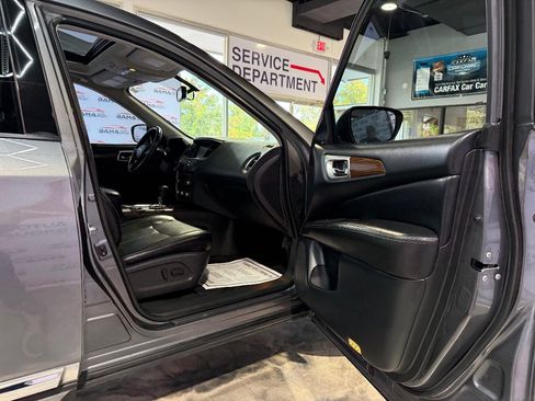 Used 2020 Nissan Pathfinder Platinum image 55