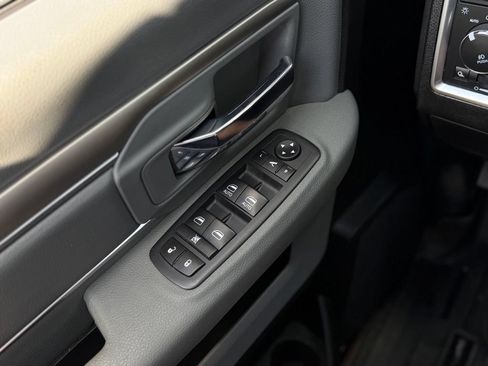 Used 2019 RAM 1500 Warlock AWD/4WD image 23