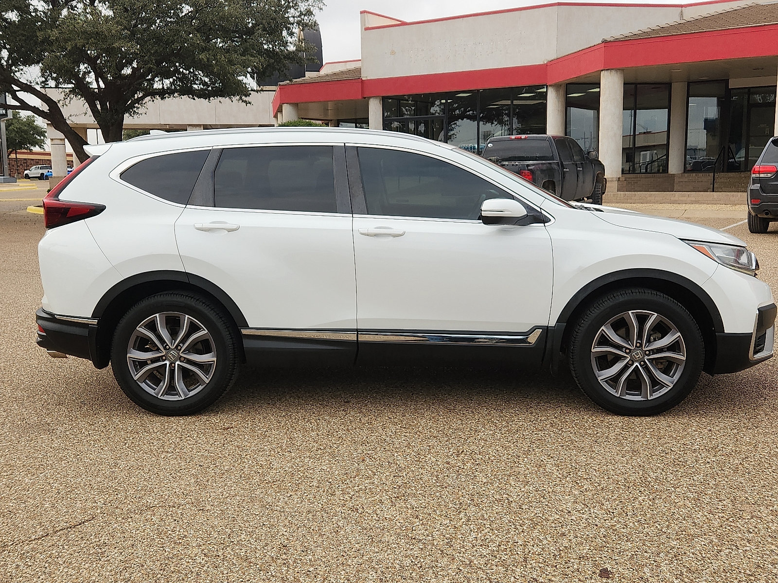 Used 2022 Honda CR-V Touring image 5
