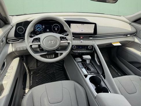 New 2026 Hyundai Elantra Sport FWD image 12