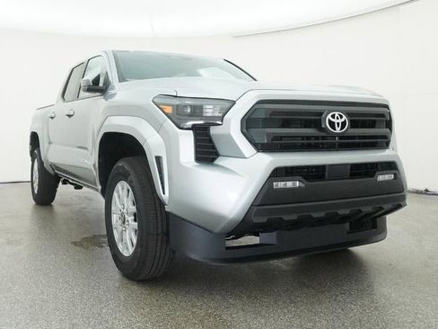 New 2026 Toyota Tacoma SR5 RWD image 30
