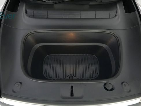 Used 2026 Tesla Model Y Long Range AWD/4WD image 26