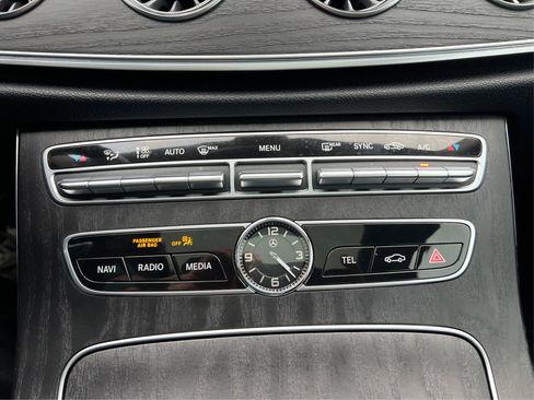 Used 2018 Mercedes-Benz E 400 4MATIC Coupe w/ Premium 1 Package image 26