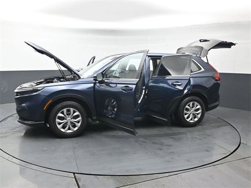 Used 2023 Honda CR-V LX image 45