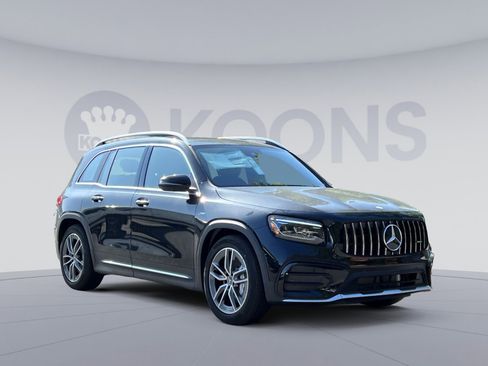 New 2025 Mercedes-Benz GLB 35 AMG 4MATIC image 8