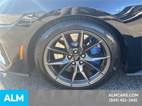 Used 2025 Ford Mustang Dark Horse image 12