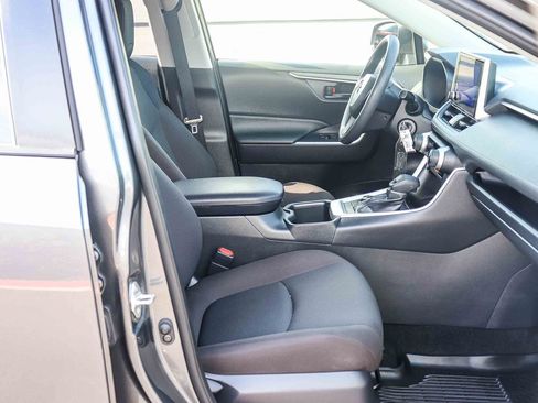 Certified 2025 Toyota RAV4 LE AWD/4WD image 20