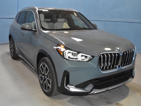 New 2026 BMW X1 xDrive28i w/ Technology Package image 1