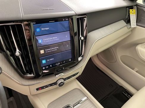 Certified 2024 Volvo XC60 T8 Plus w/ Protection Package Premier image 26