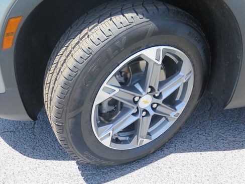 Used 2023 Chevrolet Blazer LT FWD image 18