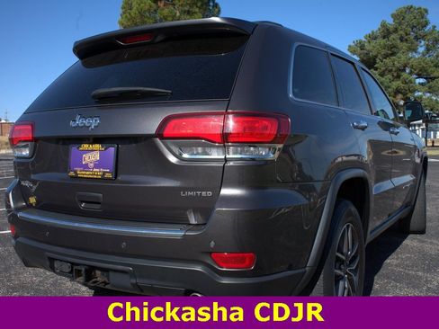 Used 2020 Jeep Grand Cherokee Limited w/ Trailer Tow Group IV image 8