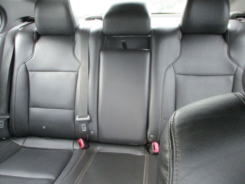 Used 2013 Ford Taurus SEL FWD image 16