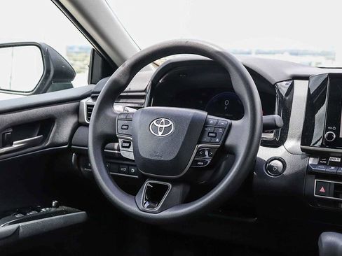 Used 2026 Toyota Camry LE FWD image 14