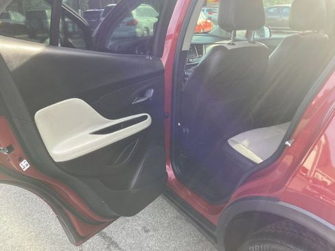 Used 2019 Buick Encore Preferred w/ Safety Package image 7