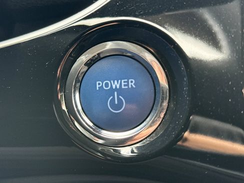 Used 2020 Toyota Prius Prime LE image 26