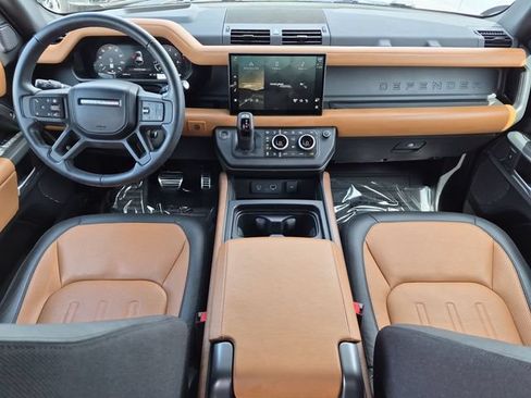 Used 2024 Land Rover Defender 110 X AWD/4WD image 13