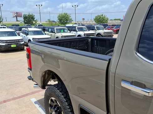 Used 2026 Ford F250 Lariat w/ Tremor Off-Road Package AWD/4WD image 9