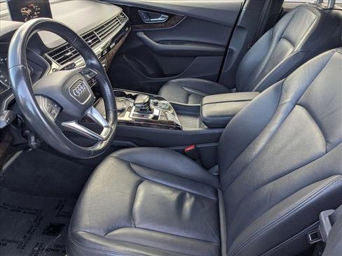 Used 2018 Audi Q7 3.0T Premium image 15