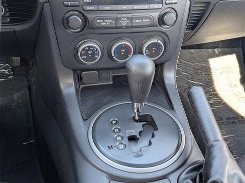 Used 2015 MAZDA MX-5 Miata Sport image 17