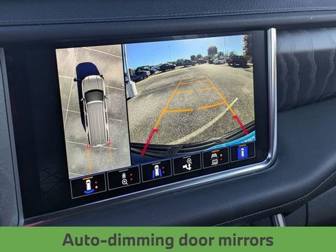 Used 2024 GMC Yukon XL Denali image 25