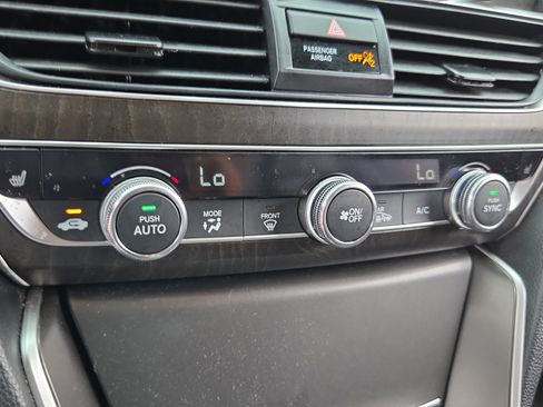 Used 2022 Honda Accord EX-L image 21