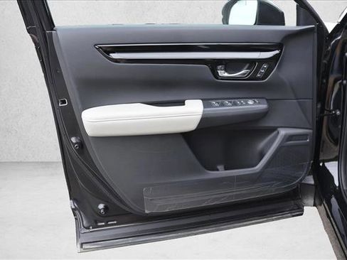 Used 2026 Honda CR-V EX-L image 12