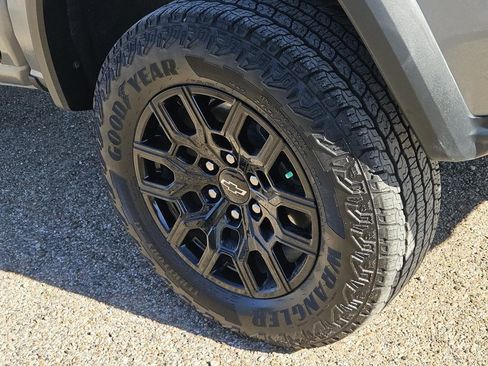 Used 2024 Chevrolet Colorado Trail Boss w/ Advanced Trailering Package image 7