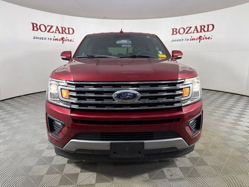 Used 2019 Ford Expedition XLT w/ Equipment Group 202A RWD image 2
