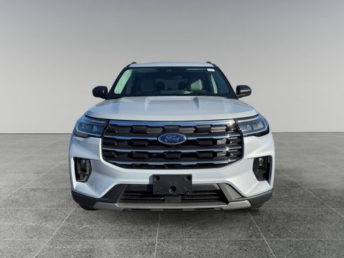 New 2026 Ford Explorer Active w/ Active Comfort Package image 8