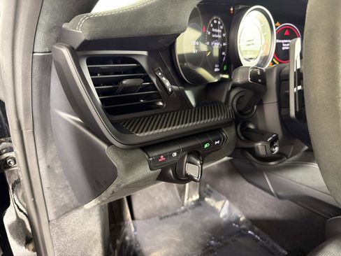 Used 2024 Porsche 911 GT3 RS image 34