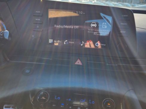 New 2025 Hyundai Elantra Sport image 17