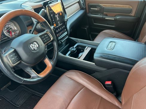 Used 2019 RAM 3500 Limited image 10