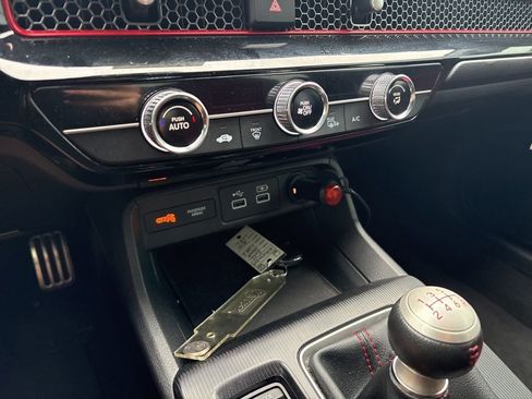 Used 2022 Honda Civic Si image 25