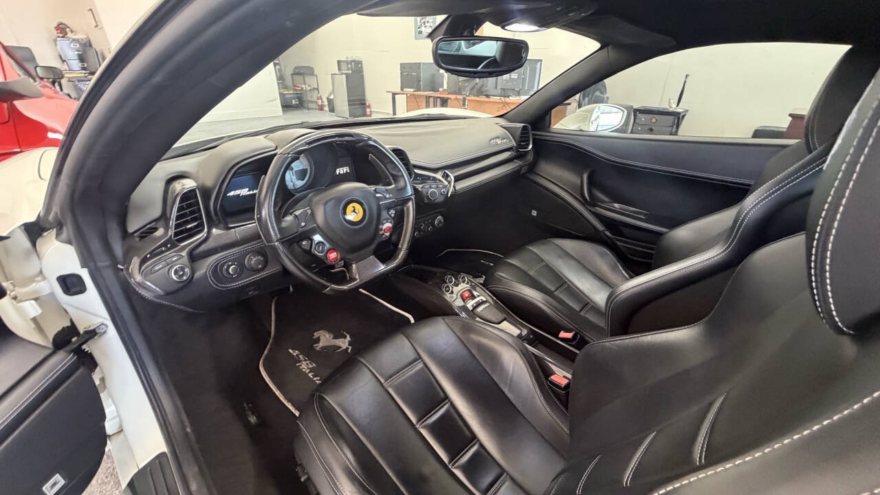 Used 2012 Ferrari 458 Italia Coupe RWD image 80