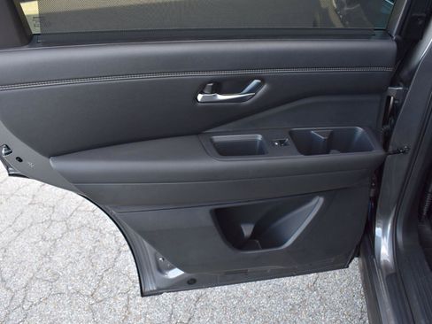 New 2026 Nissan Pathfinder Platinum w/ Accent Package FWD image 52