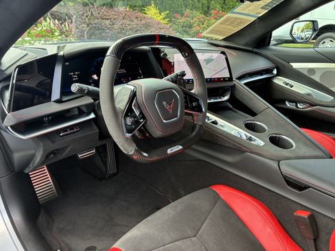 Used 2026 Chevrolet Corvette Z06 RWD image 15