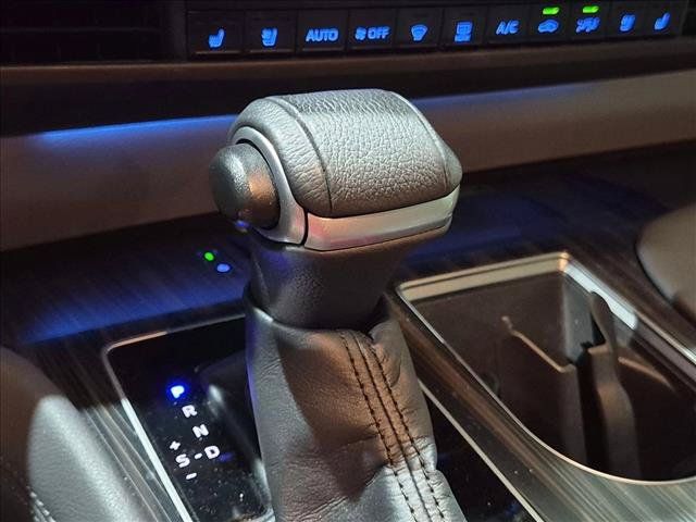 Used 2022 Toyota Sienna Limited FWD image 24