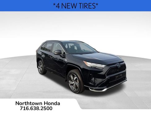 Used 2023 Toyota RAV4 SE w/ Weather & Moonroof Package AWD/4WD image 2