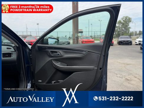 Used 2019 Chevrolet Impala Premier FWD image 19