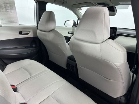 Used 2022 Toyota Corolla Cross L AWD/4WD image 27