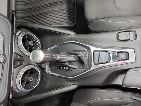 Used 2023 Chevrolet Camaro LT RWD image 35