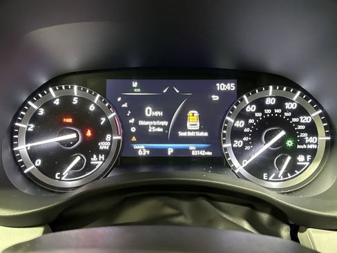 Used 2021 Toyota Highlander XLE image 12