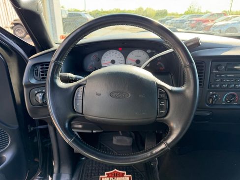 Used 2000 Ford F150 Harley-Davidson RWD image 11