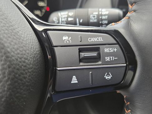 Used 2025 Honda HR-V Sport image 26