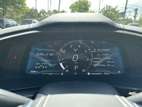Used 2025 Chevrolet Corvette Stingray Preferred Cpe w/ 2LT RWD image 26