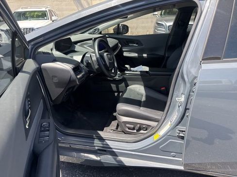 Used 2023 Toyota Prius Limited image 8