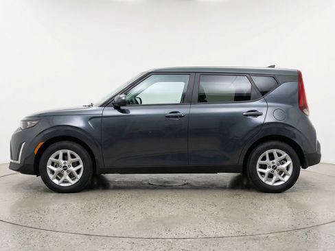 Used 2025 Kia Soul LX w/ LX Technology Package image 5