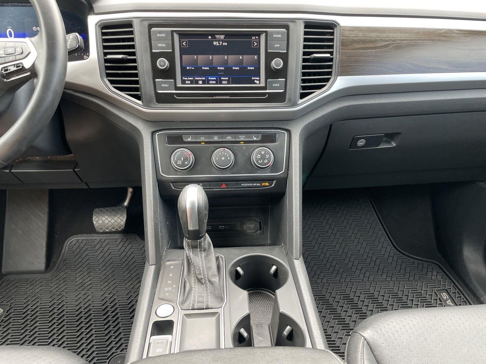 Used 2022 Volkswagen Atlas SE FWD image 23