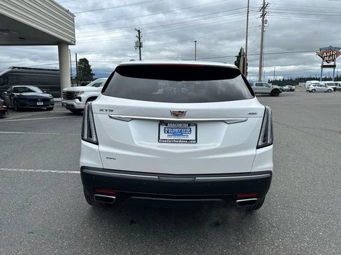 Used 2023 Cadillac XT5 Sportv AWD/4WD image 3