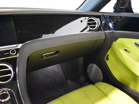 Used 2021 Bentley Continental GT image 19